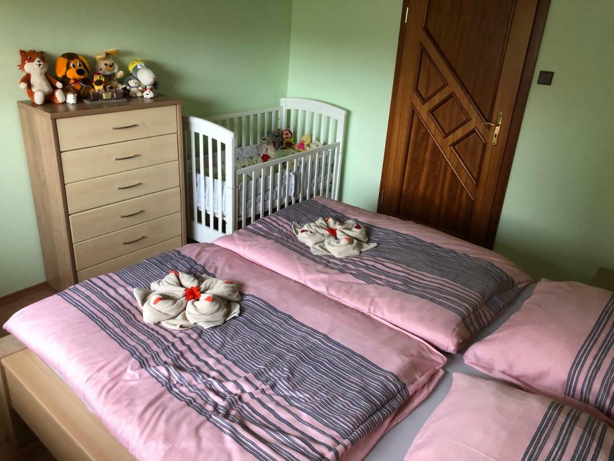 Dafinka Leilighet Banská Bystrica Eksteriør bilde